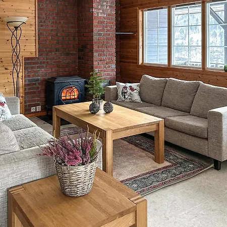 3 Bedroom Cozy In Apartment Verma