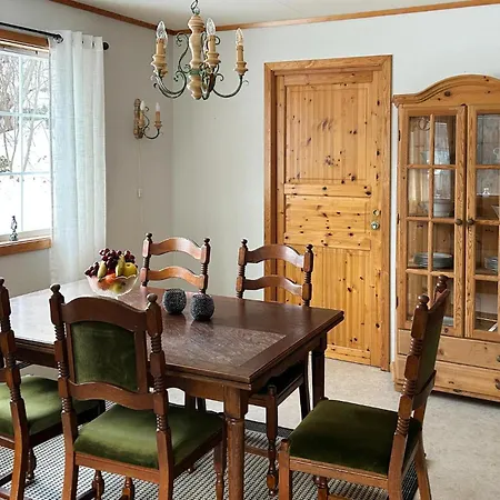 3 Bedroom Cozy In Apartment Verma
