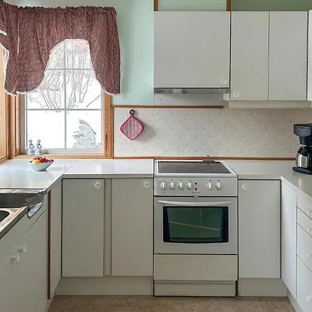 3 Bedroom Cozy In Apartment *