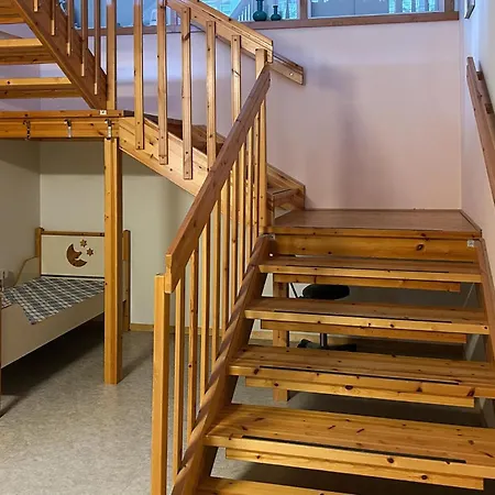 3 Bedroom Cozy In Apartment *
